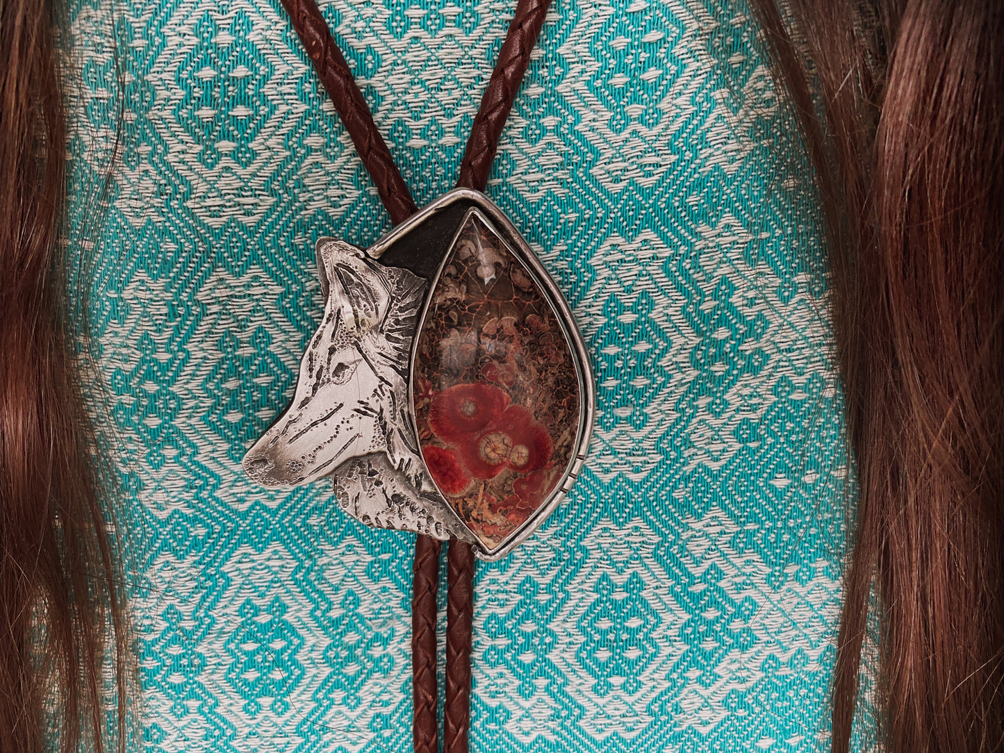 Wolf Bolo Tie